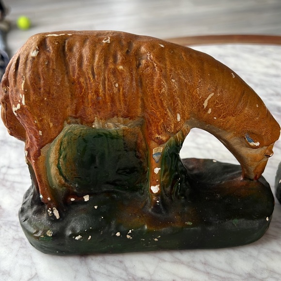 Vintage chalkware sheep bookends - Picture 5 of 14